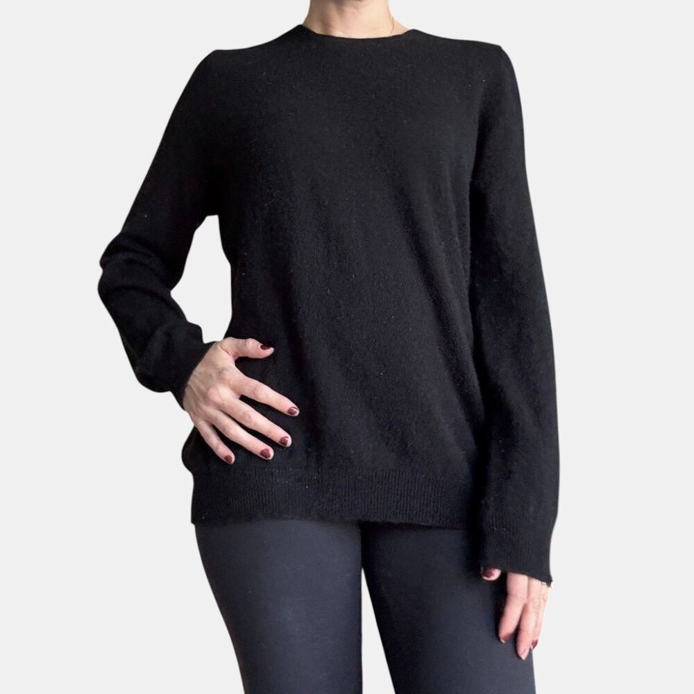 100% Cashmere Black Womens Crewneck Sweater Classic Fit Size Large Quiet Luxury